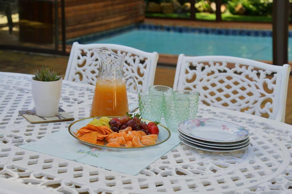 Mawethu Peaceful Garden With Covered Pool And Braai Area Cape Town Dış mekan fotoğraf