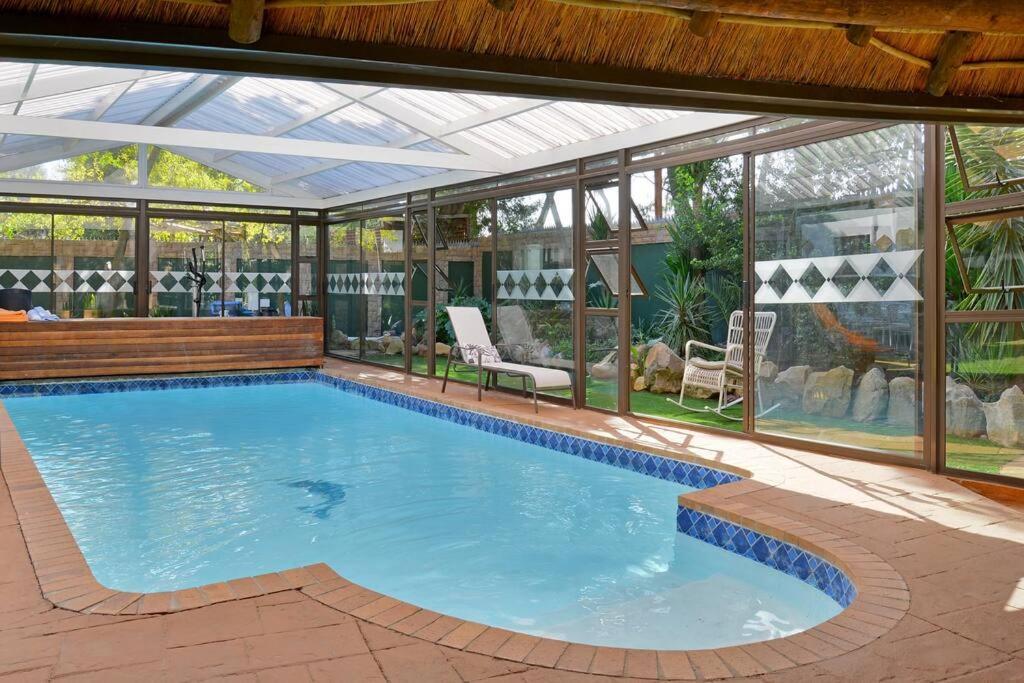 Mawethu Peaceful Garden With Covered Pool And Braai Area Cape Town Dış mekan fotoğraf